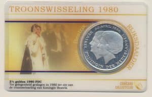Nederland-2,5-gulden-1980-Dubbelkop-in-coincard-Troonwisseling-prive-uitgifte.jpg