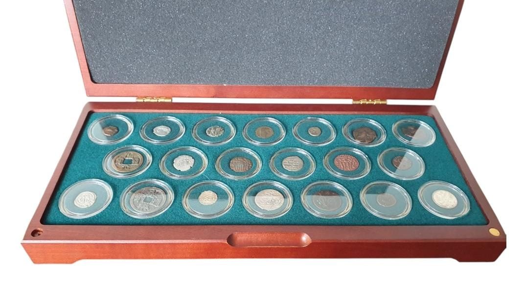 20 eeuwen A.D. muntset in luxe houten cassette