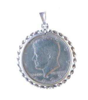 Hanger ketting Kennedy half dollar 1973